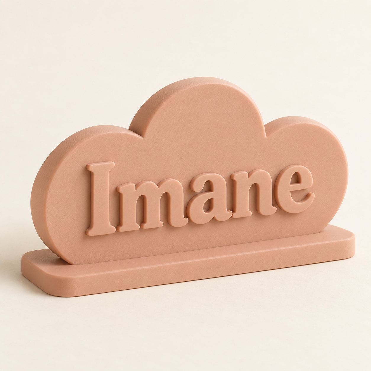 Plaque nuage pêche sur socle avec le prénom Imane en relief